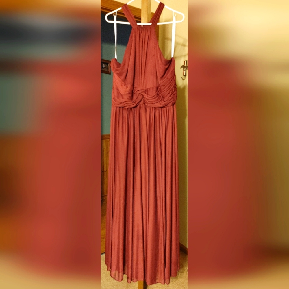 Bridesmaid/prom/homecoming dress, size 22, wine